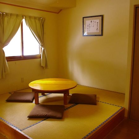 Forest Resort Cosmos Fujikawaguchiko Buitenkant foto